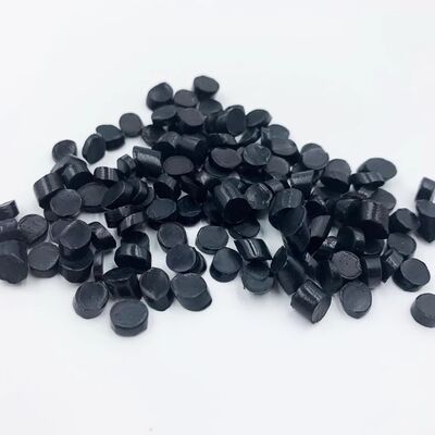 Black Injection Molded Plastic Plug Wire Material PVC